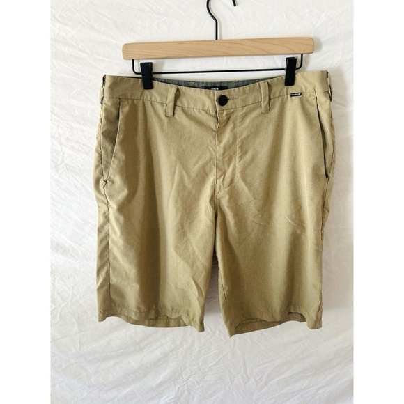 Elizabeth Hurley Other - Hurley Chino Phantom Hybrid Walking Shorts Mens 32 Khaki Casual